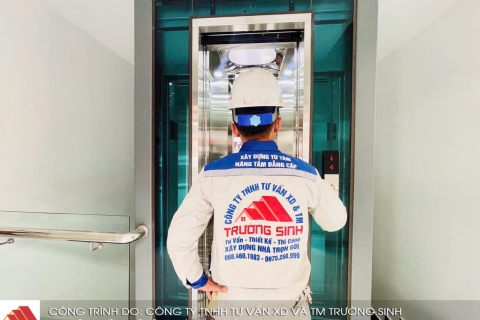 Hướng dẫn sử dụng thang máy an toàn, đầy đủ nhất 2025