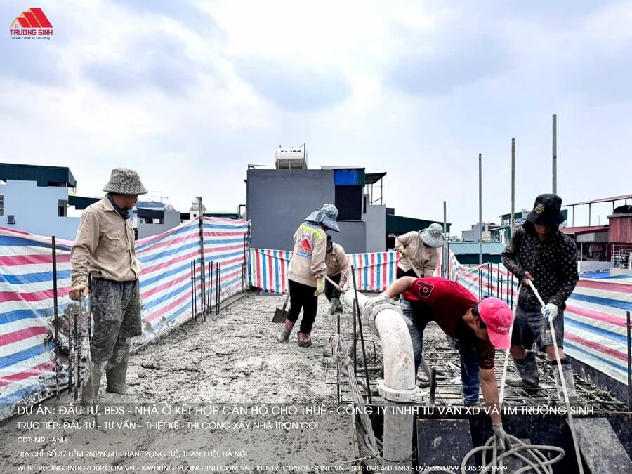 Đổ bê tông toàn khối Cột + Dầm + Sàn