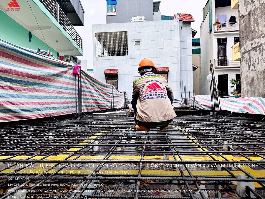 Lắp đặt cốt thép sàn để đổ bê tông