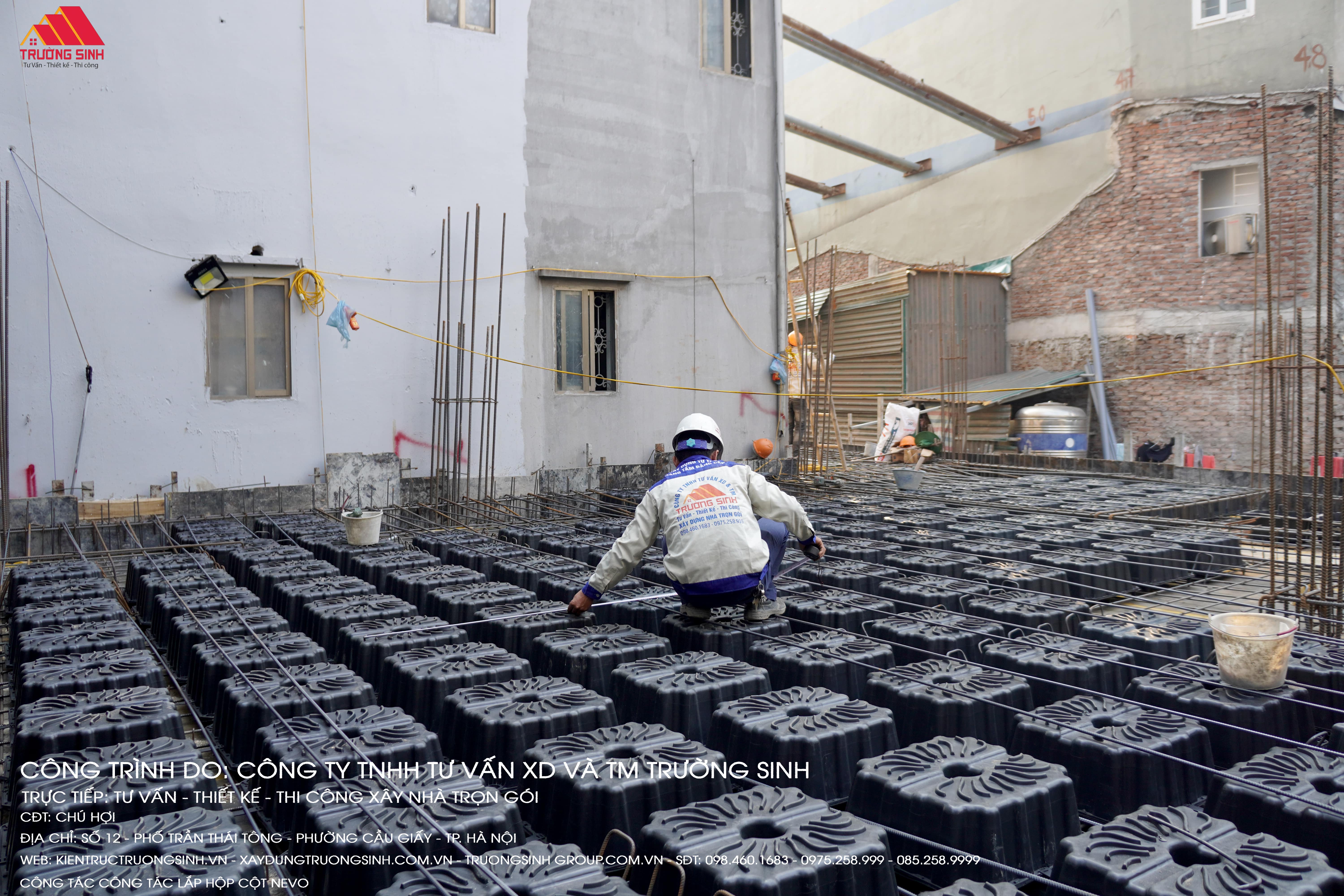 Lắp đặt cột Novo nhằm đảm bảo khả năng chịu lực và liên kết kết cấu theo tiêu chuẩn kỹ thuật