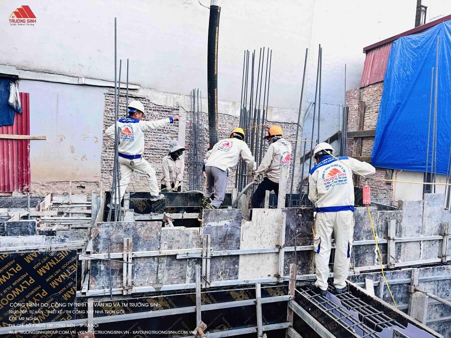 Công tác đổ bê tông móng được giám sát chặt chẽ