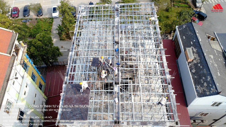 Thi công lắp dựng cốp pha sàn chuẩn kỹ thuật, đảm bảo sự bền vững