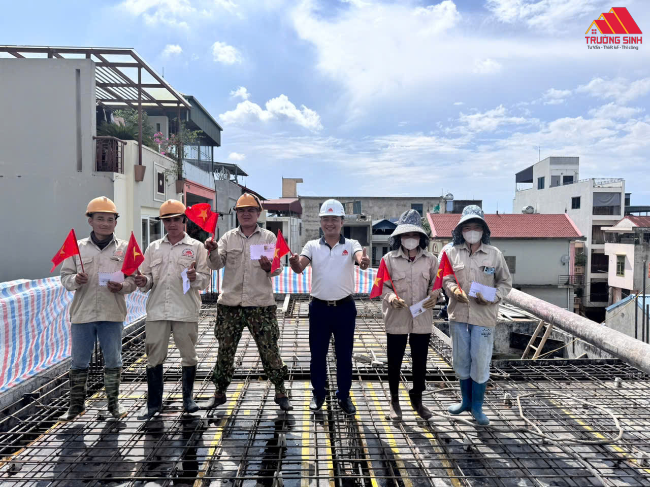 Mừng kỷ niệm 2/9 Trường Sinh gửi quà tri ân đến đội ngũ nhân viên